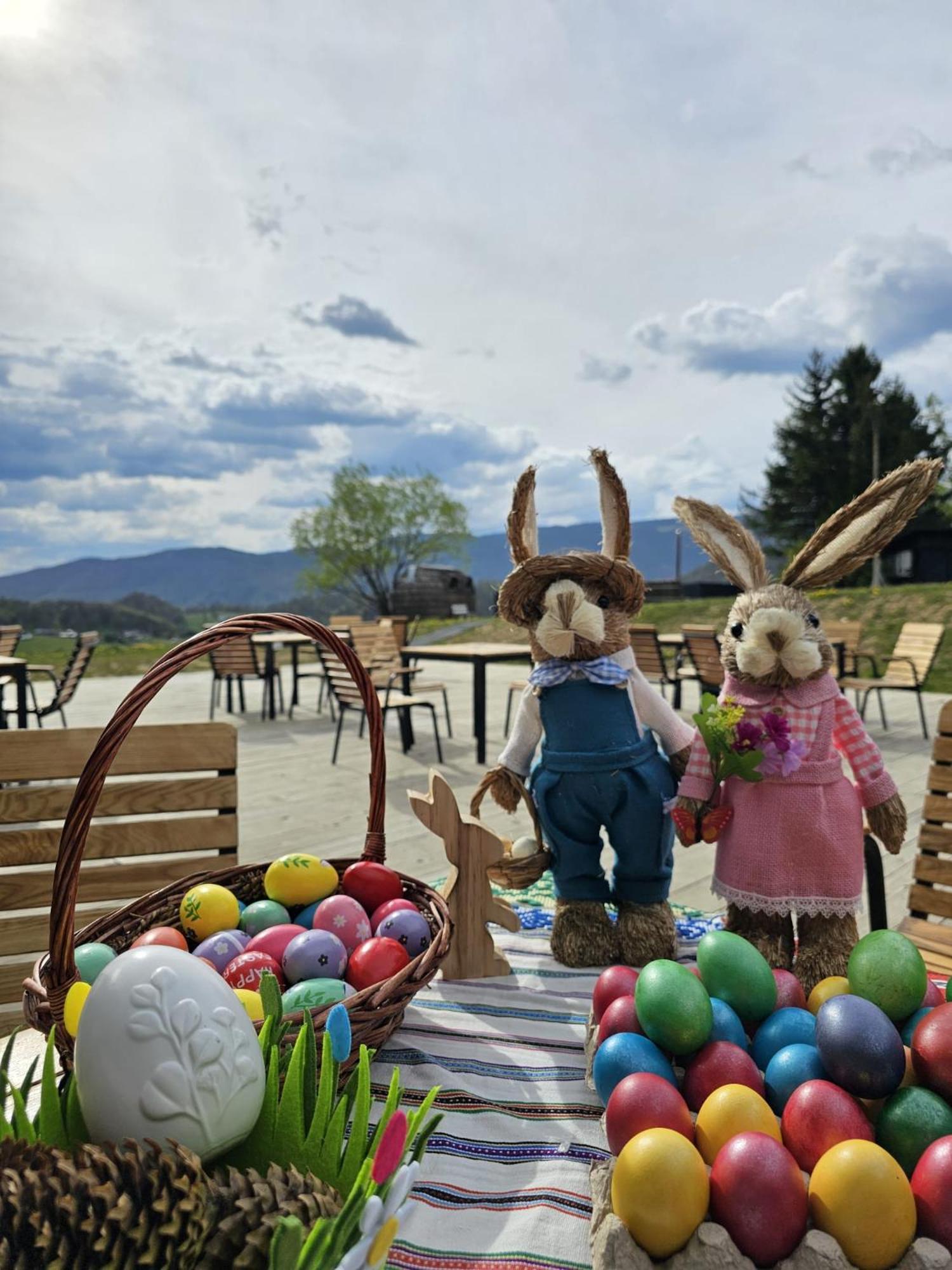 Ursa Mica Glamping Resort Şirnea Exterior foto