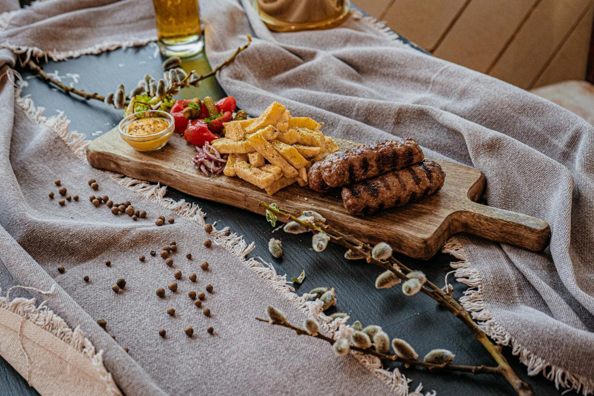 Ursa Mica Glamping Resort Şirnea Exterior foto